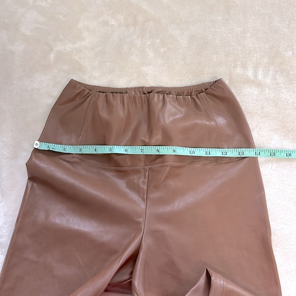 Aritzia Wilfred Daria Colour Cognac Faux Leather Leggings Size Small - Picture 11 of 11